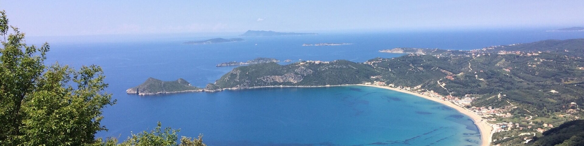 Beau point de vue sur la route vers Agios Georgios à Corfou !