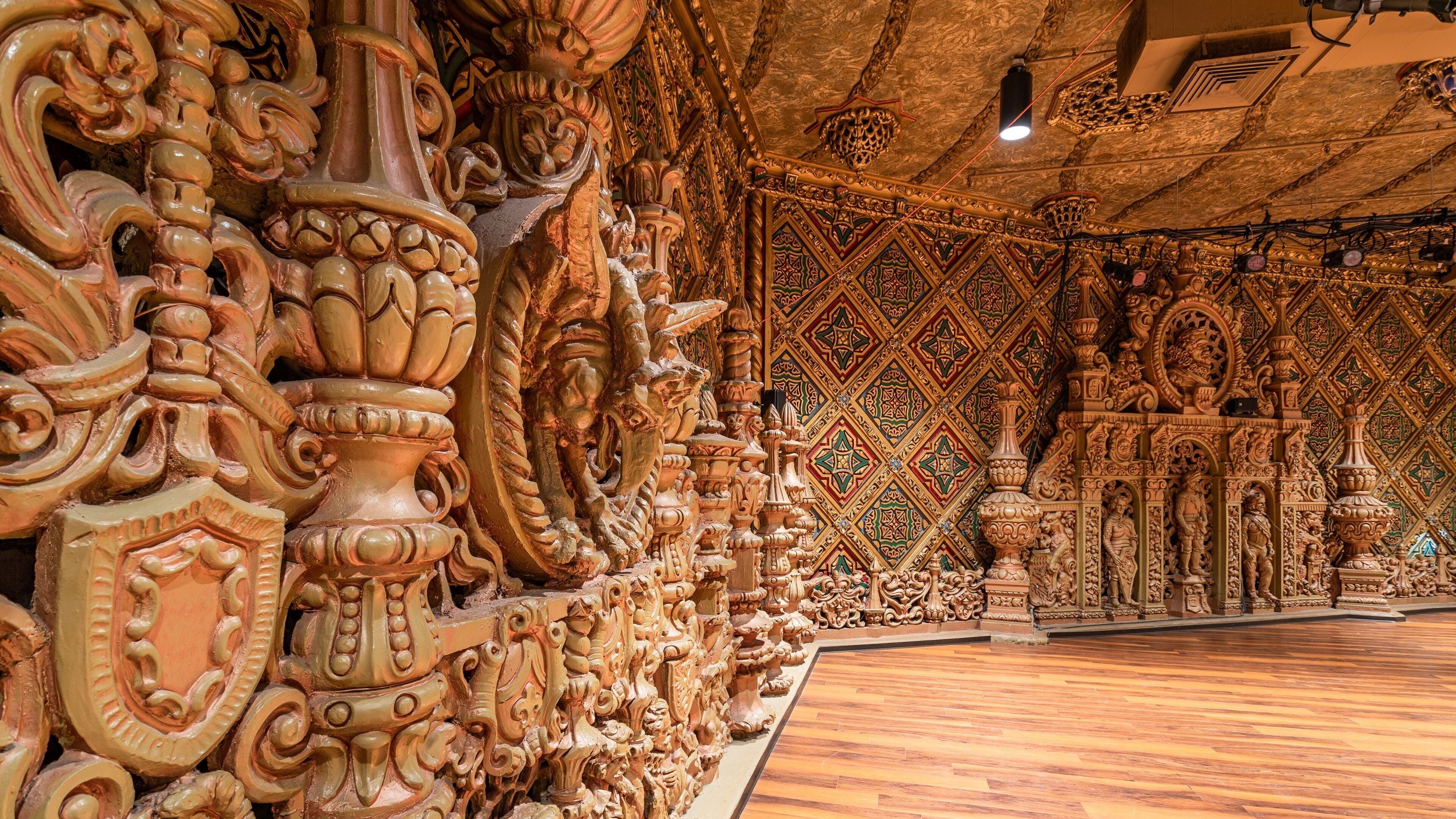 Indiana Repertory Theatre featuring heritage elements and interior views