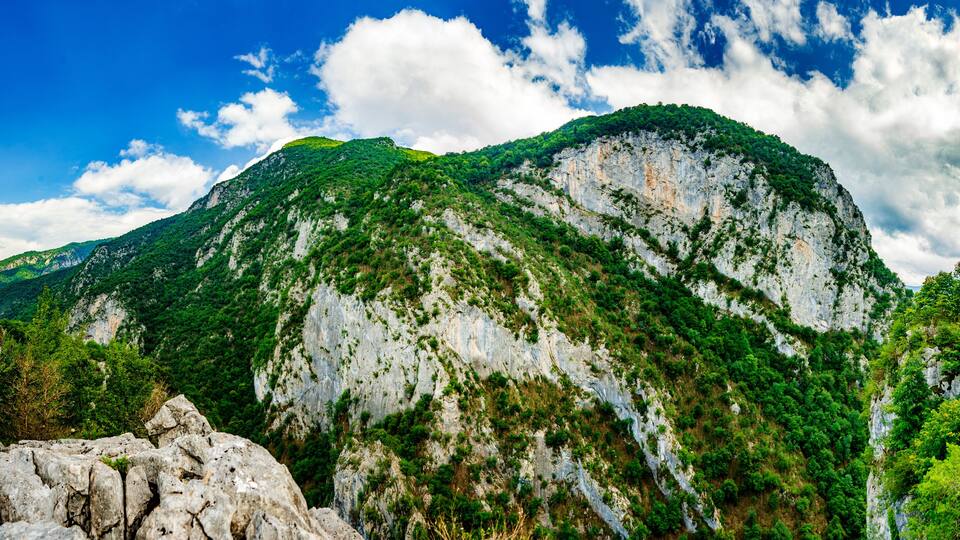 Western Black Sea plateaus and autumn colors