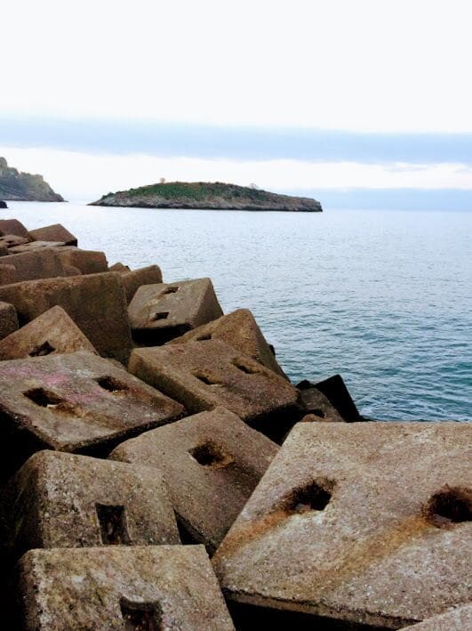 Amasra is in northern Turkey and it is one of the destinations for people for a city break. It has a small beach and their mixed salads with fish is very famous and delicious. Also, if you are lucky you may see dolphins at the see as Amasra is one of their habitats. I was luck to see a dolphin family :) 
#Perspectives
