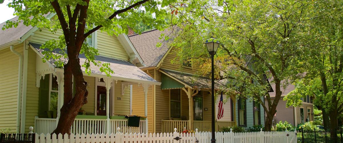 Distrito histórico Lockerbie Square que incluye una casa