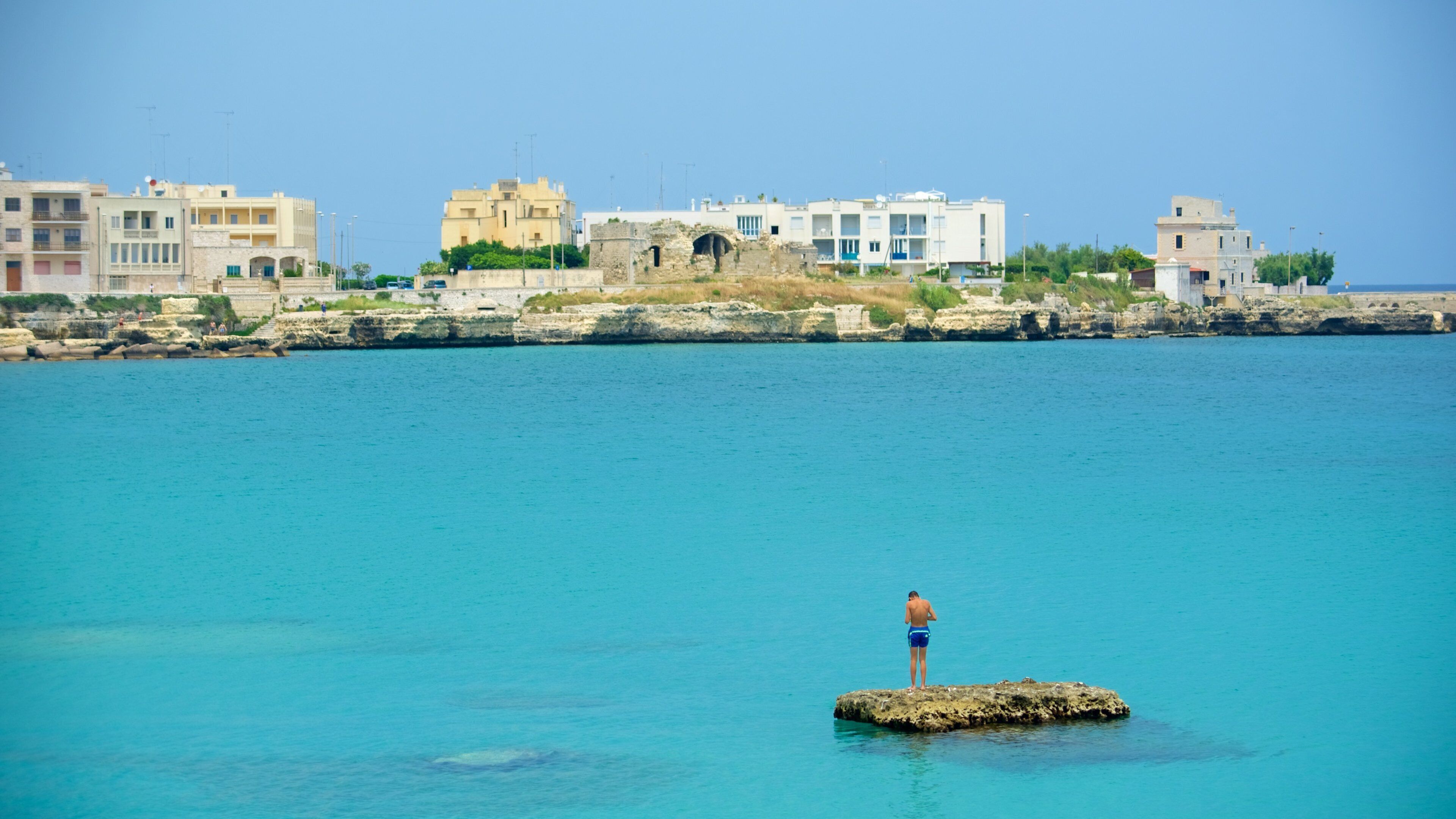 Otranto Waterfront showing island images, general coastal views and a city