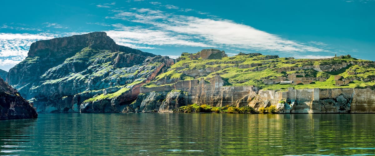 Euphrates River and Rumkale fortress close to Halfeti, Antep Turkey