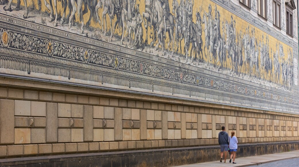 Fürstenzug welches beinhaltet Straßenszenen