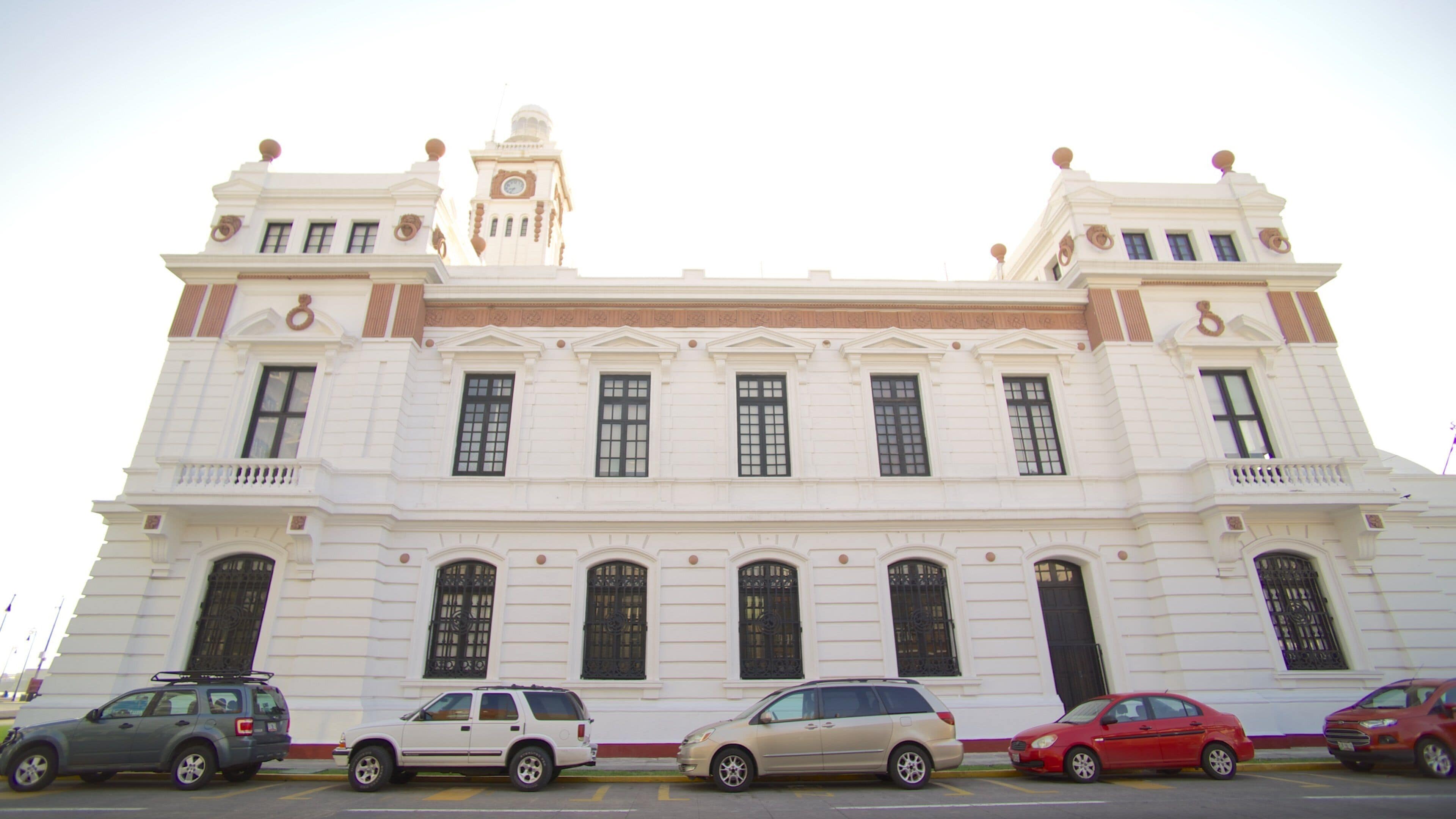 Carranza Lighthouse featuring heritage architecture and a lighthouse
