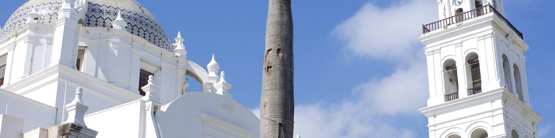 Veracruz Cathedral showing a church or cathedral and heritage architecture