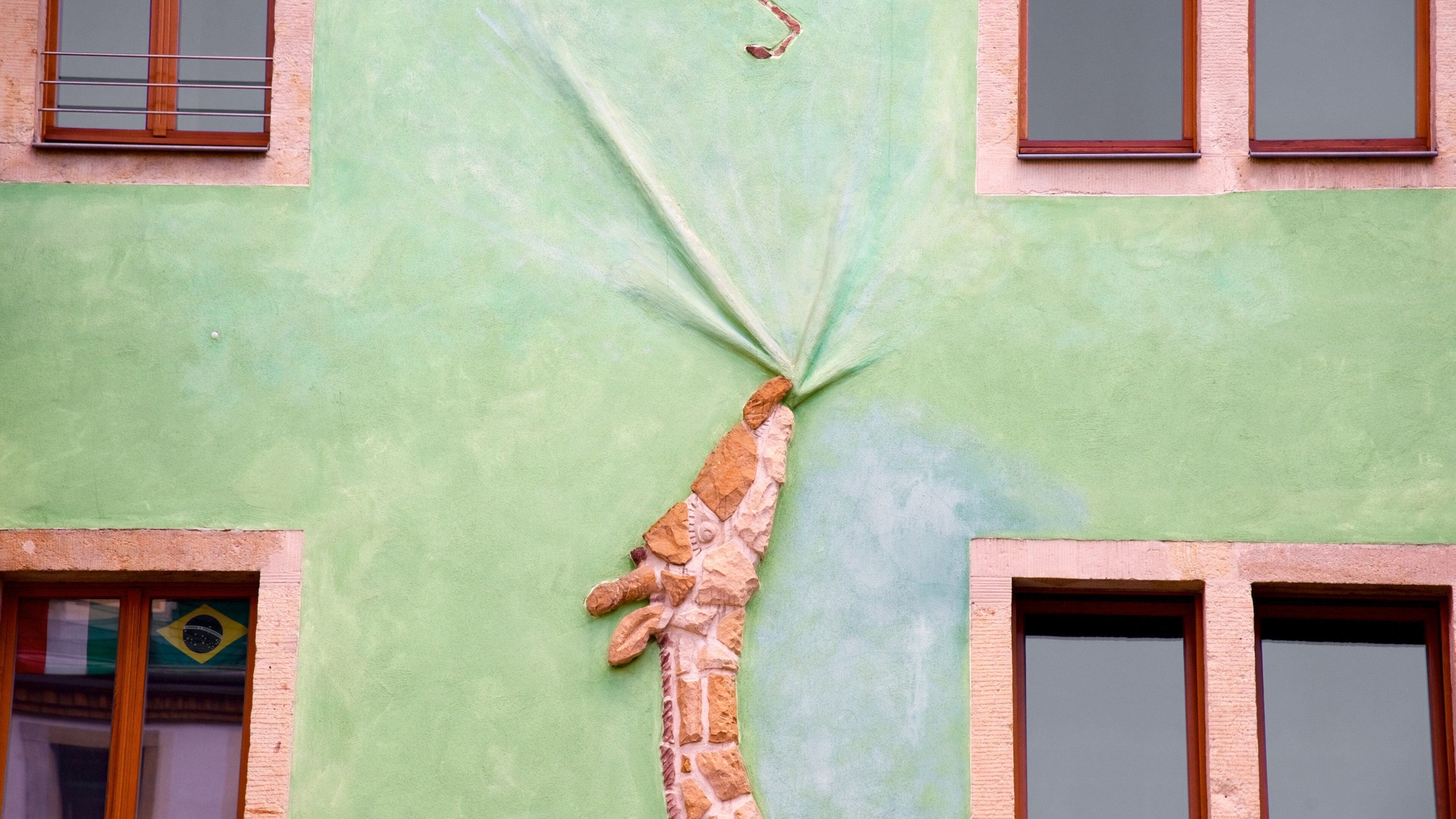 Kunsthof-Passage featuring outdoor art