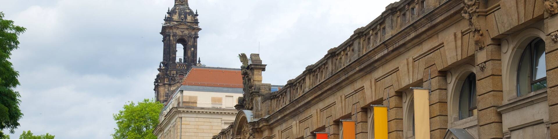 ノイシュタット マーケット ホール どの含み 遺跡・遺産