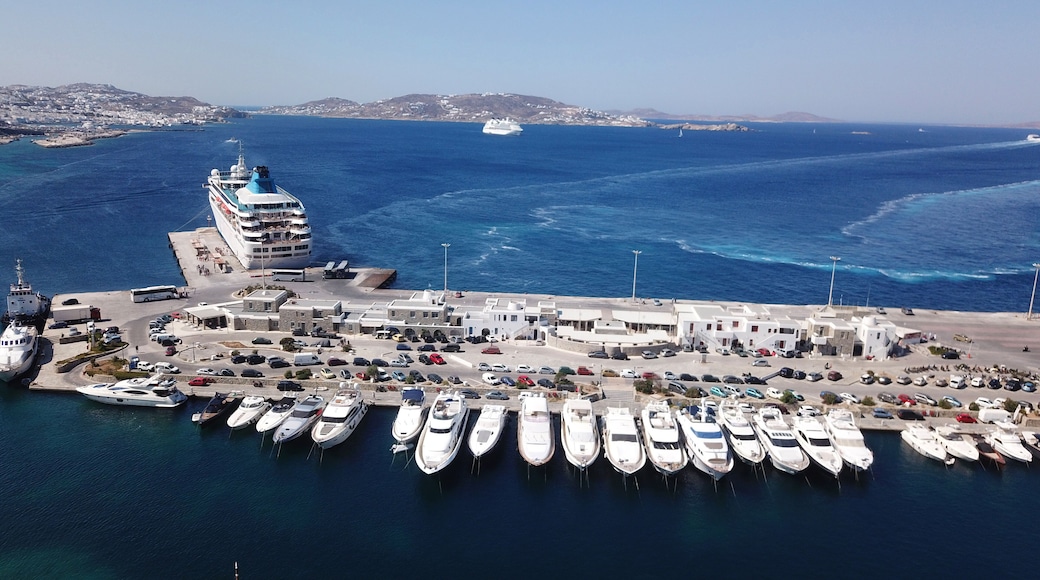Puerto nuevo de Mikonos