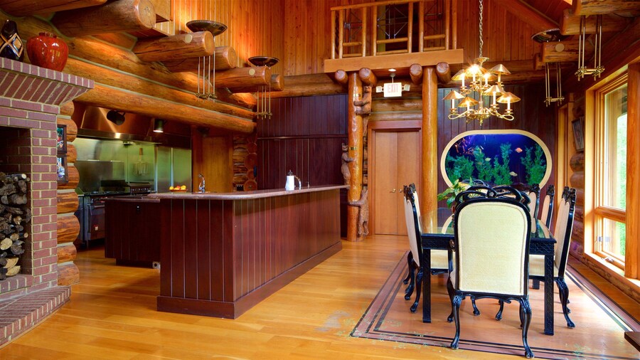 Fontanel Mansion das einen Innenansichten und Geschichtliches