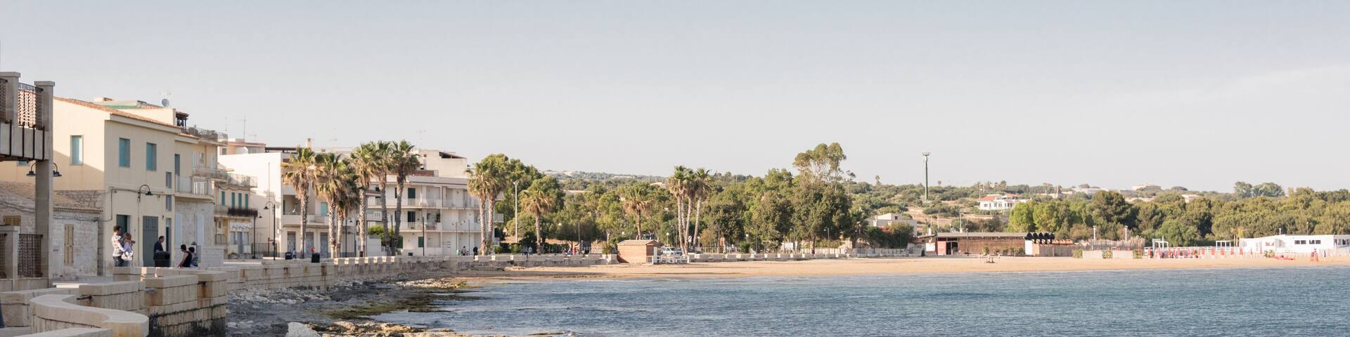 Fischereiviertel und Strand in Sampieri