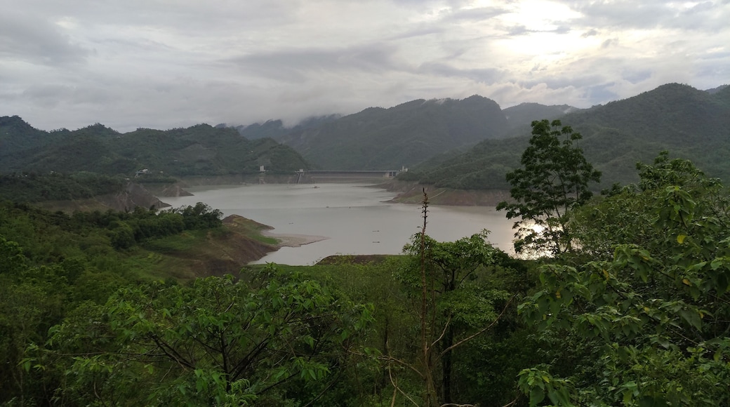 Sun streaks over Zengwen Reservoir.