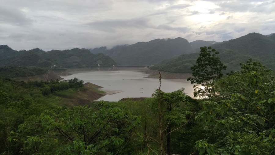 Sun streaks over Zengwen Reservoir.