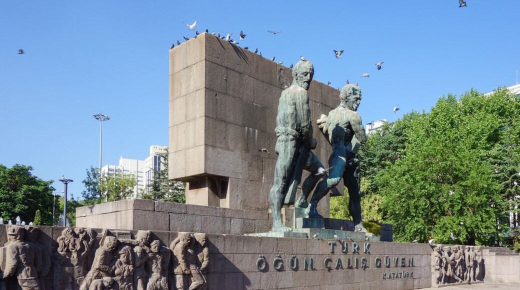 Ankara, Turkey - Guven Park in Kizilay Square; Shutterstock ID 699040459; PO: Hcom Destination Content neighborhoods; Client: Hotels.com; Other: Hcom brand budge