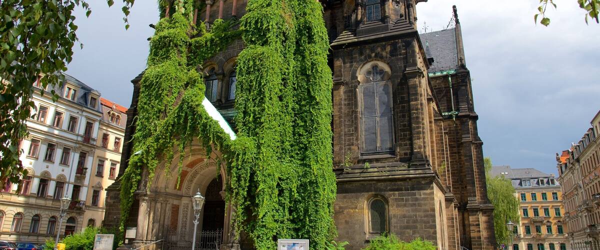 Outer Neustadt featuring heritage architecture and a church or cathedral