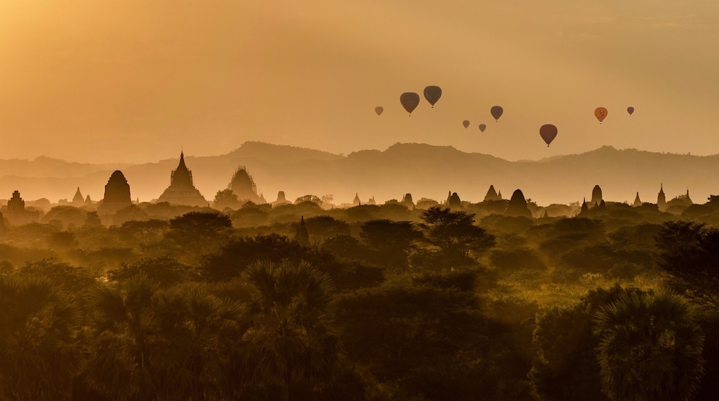 A year in the making..... I got the shot I wanted after a lot of research, 17’000kms and a week of travel, a very early morning, a sketchy, sandy motorbike ride and a little bit of blind luck in the form of a local kid who pointed me in the right direction. These are the Balloons over Bagan, Myanmar.
#Adventure
#adventurephotocontest