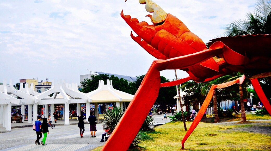 The biggest #red lobster I have ever seen, Qijin Island, Kaohsiung City, Taiwan.
#Asia #Taiwan #Kaohsiung #QijinIsland #lobster