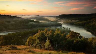 A fantastic place to stay when visiting the Blue Mountains area in Australia. Mornings like this and almost a dark sky for night / astrophotographers you just can’t go wrong. This is the actual view from the balcony of the room.