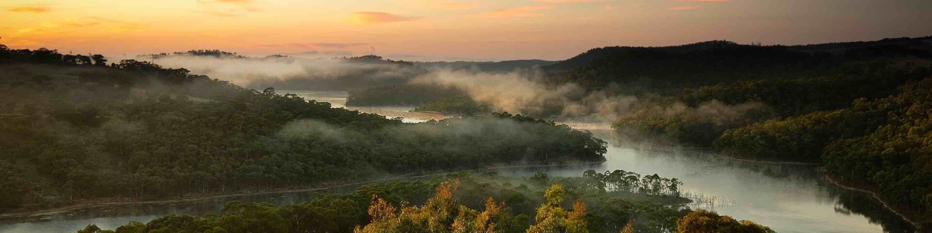 A fantastic place to stay when visiting the Blue Mountains area in Australia.  Mornings like this and almost a dark sky for night / astrophotographers you just can’t go wrong.  This is the actual view from the balcony of the room.