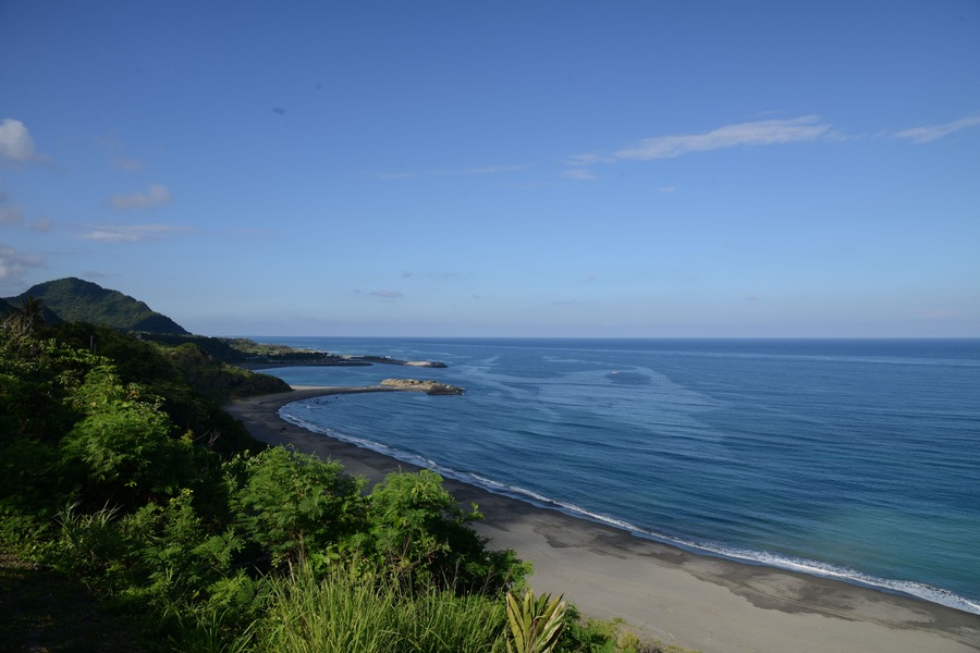 Seascape looking towards Jinzun on a sunny day in August.
