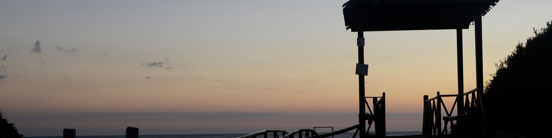 amanecer en la costa