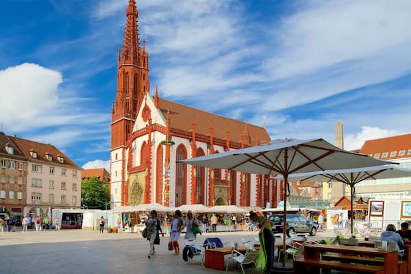 Marienkapelle montrant square ou place, marchés et patrimoine historique