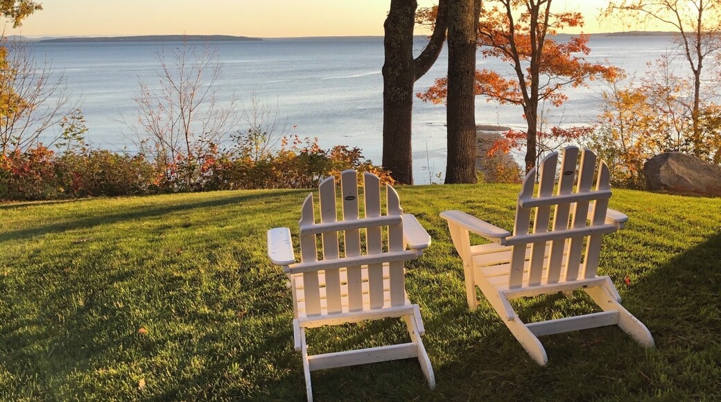 Quintessential Fall 🍂
#maine #newengland #fall #autumn #explore