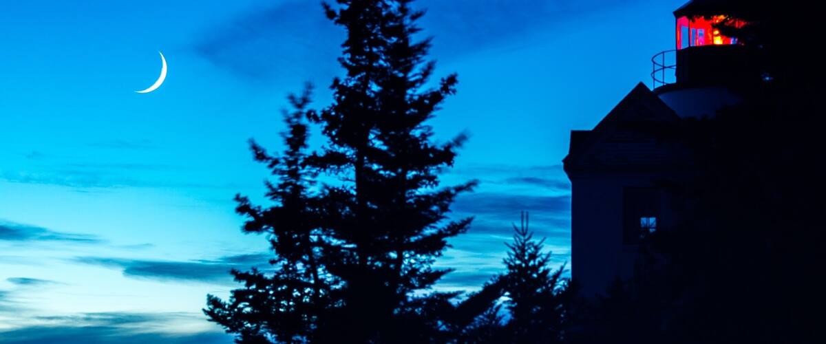 The US Coastguard Lighthouse at the edge of Acadia National Park
#acadia #travel #lighthouse #landscape #sunset #moonrise #landscapes #nationalpark
#greatoutdoors