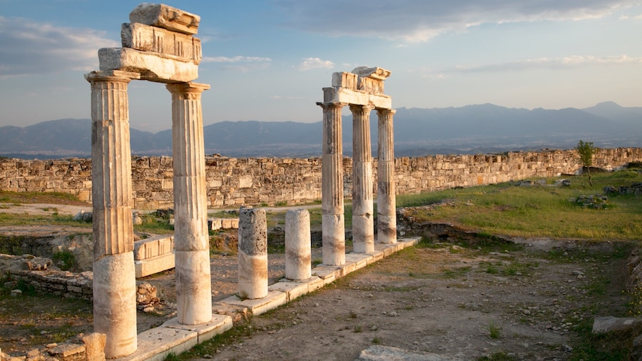 Hierapolis og byder på en ruin