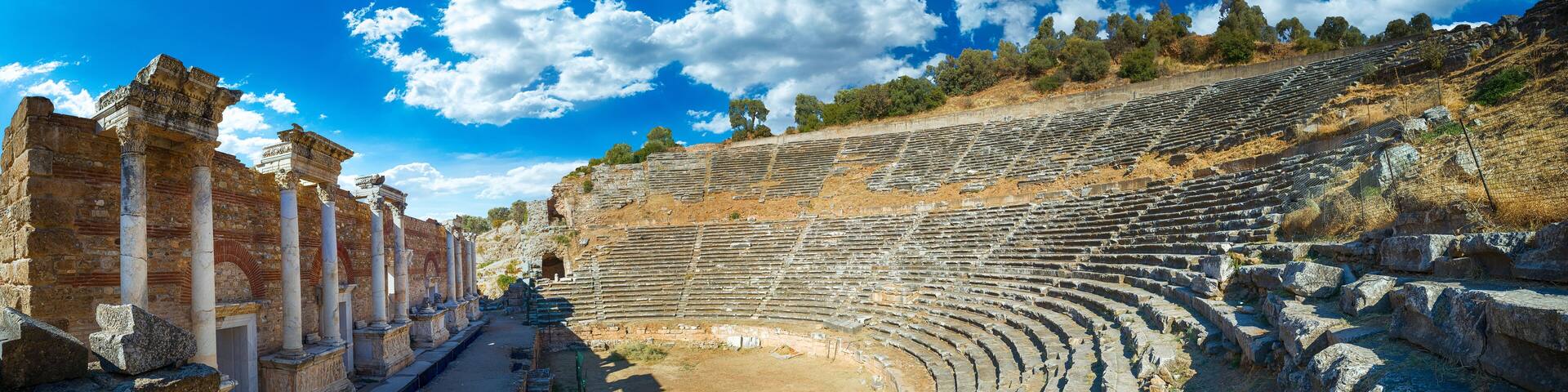 Ruins of the ancient city of Nysa in Aydın, Turkey, featuring remnants of classical architecture