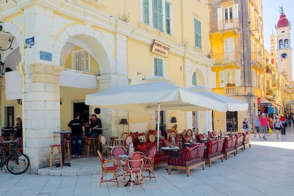 Altstadt das einen Straßenszenen