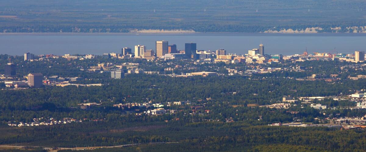 Flattop Trail showing a city