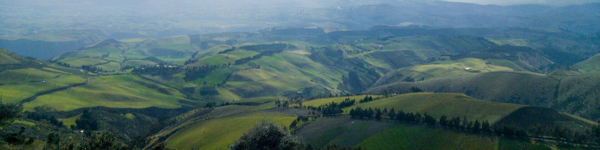 Hermosa vista en la vía hacia el Volcán Cayambe.