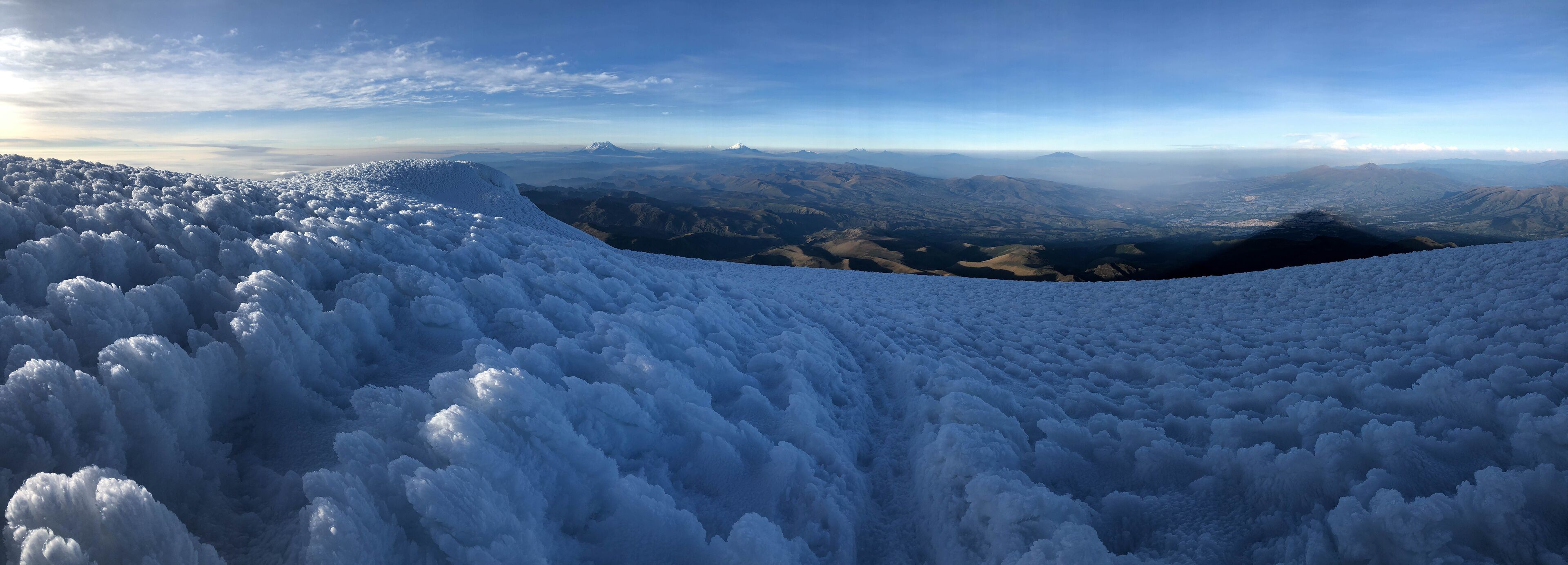 Auf dem Cayambe (5790 m), Ecuador
