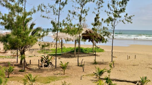 Panoramic view of the quiet beach of Ayampe, Ecuador