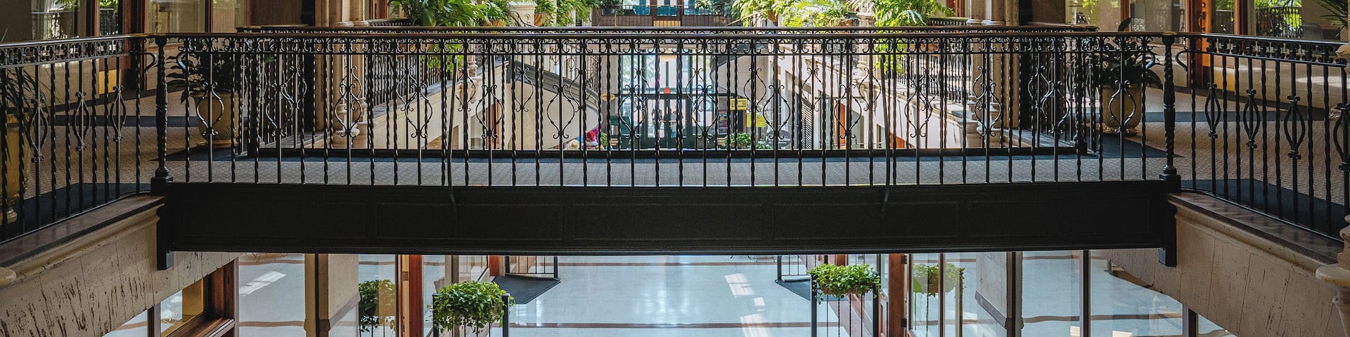 Asheville_GroveArcade_6326177_04