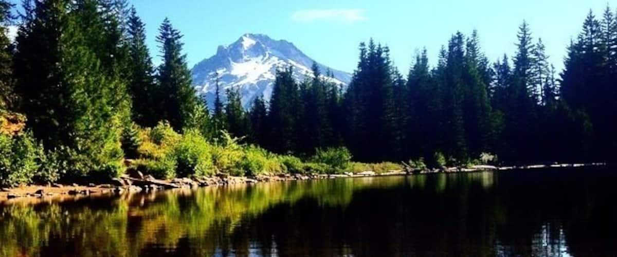 Amazing views of mt hood at mirror lake