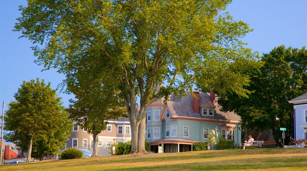 東方長廊 其中包括 房屋, 小鎮或村莊 和 花園