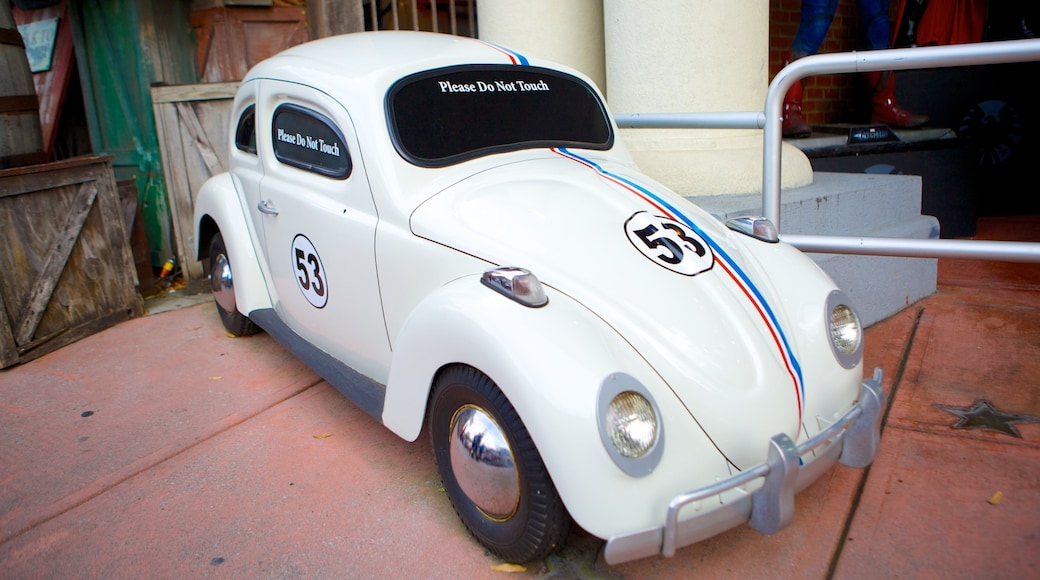 Hollywood Star Cars Museum som visar interiörer