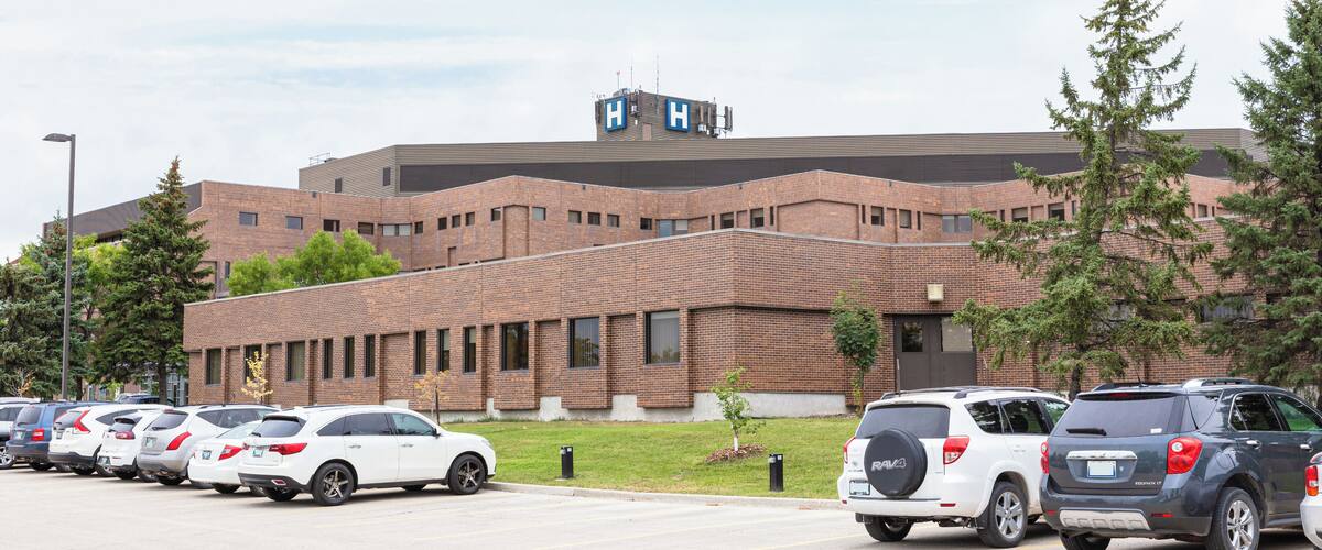 Winnipeg_SevenOaksGeneralHospital_6326809_01