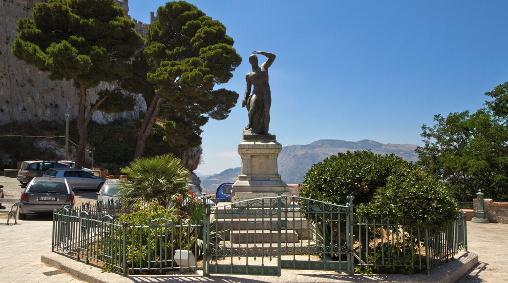 90012 Caccamo PA, Italy