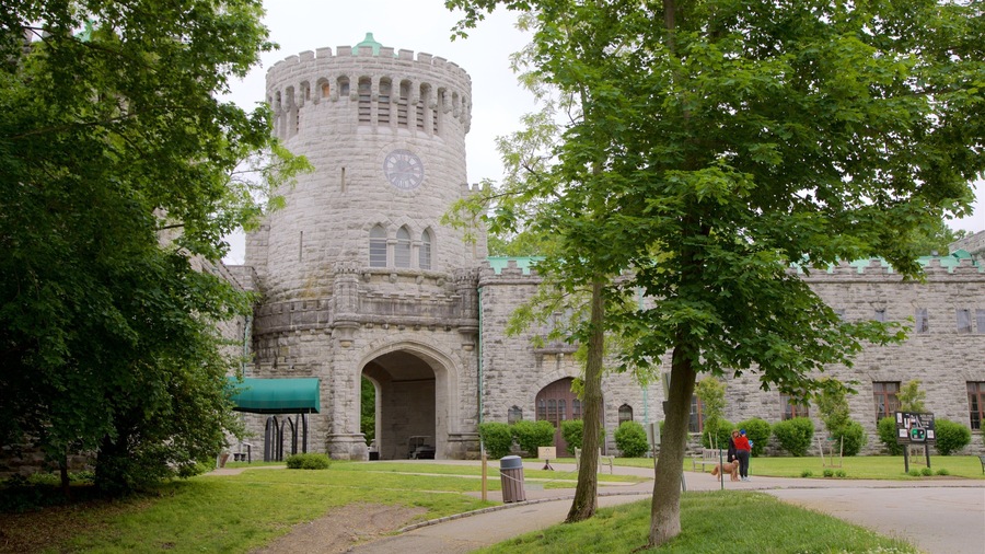 Sands Point Preserve