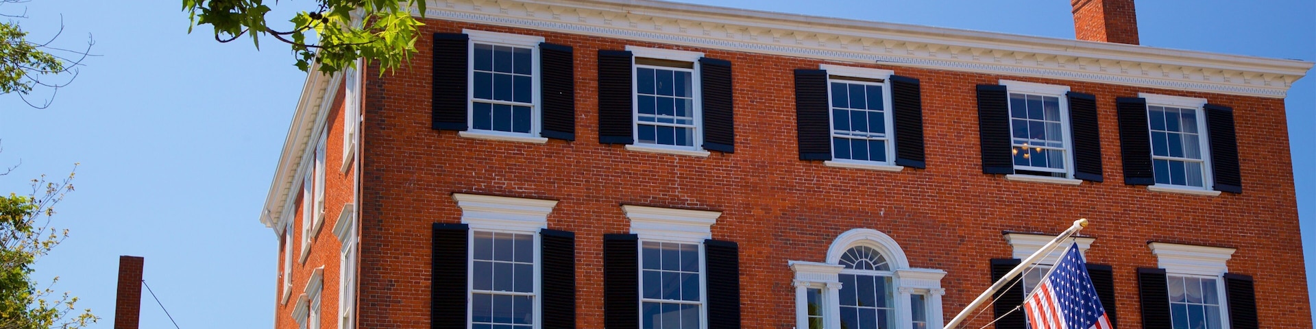 McLellan-Sweat Mansion