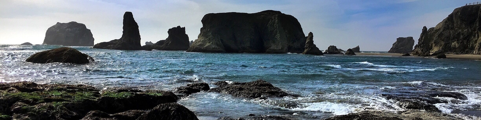 Face rock scenic beach in Bandon, Oregon! A wonderful place to wander.. #familyreunions #homeawayfromhome #oregonbeaches
