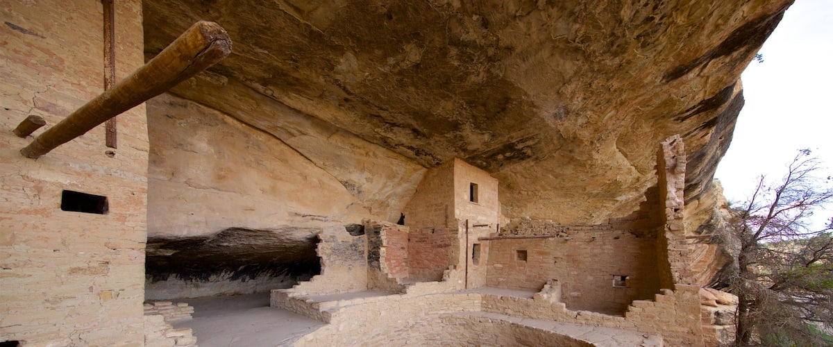 Residencia Balcony House que incluye patrimonio de arquitectura