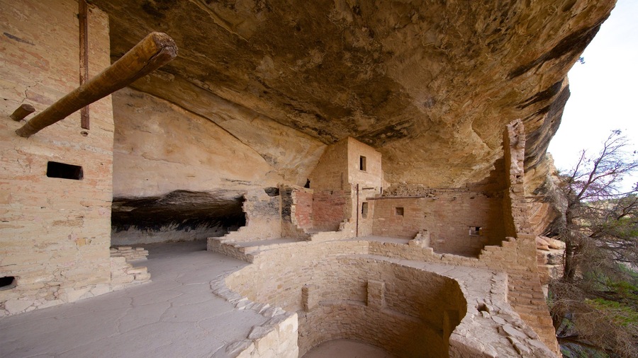Residencia Balcony House que incluye patrimonio de arquitectura