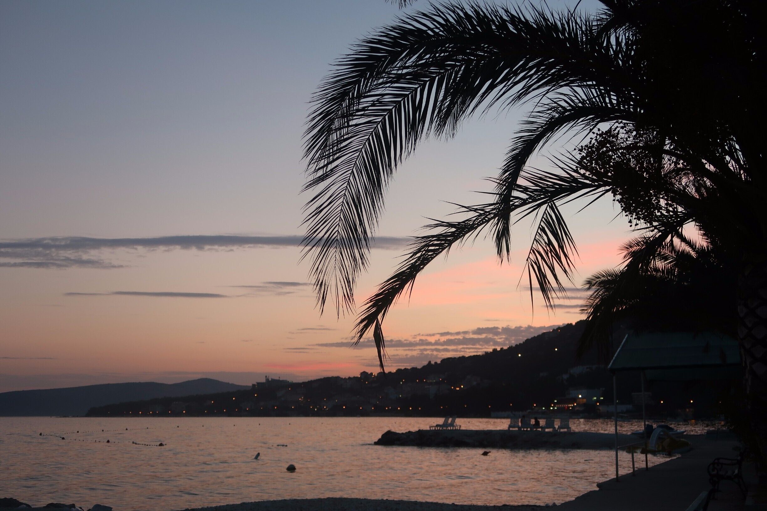 #EndlessSummer #photography #photographer #travel #travelblogger #traveltips #sunset #beach #palmtree #magic #awesome #top 