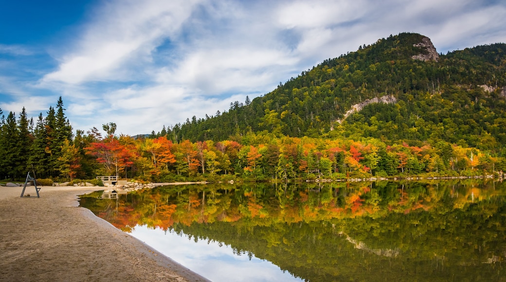 Early fall colors and reflections at Echo Lake, in Franconia No
