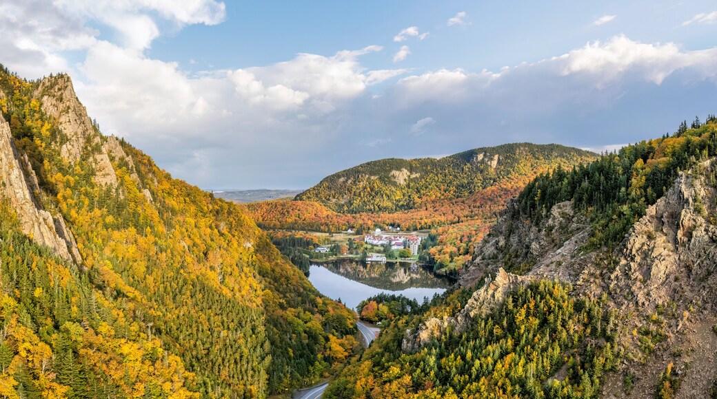 Dixville Notch State Park in Autumn - New Hampshire - view towards Lake Gloriette