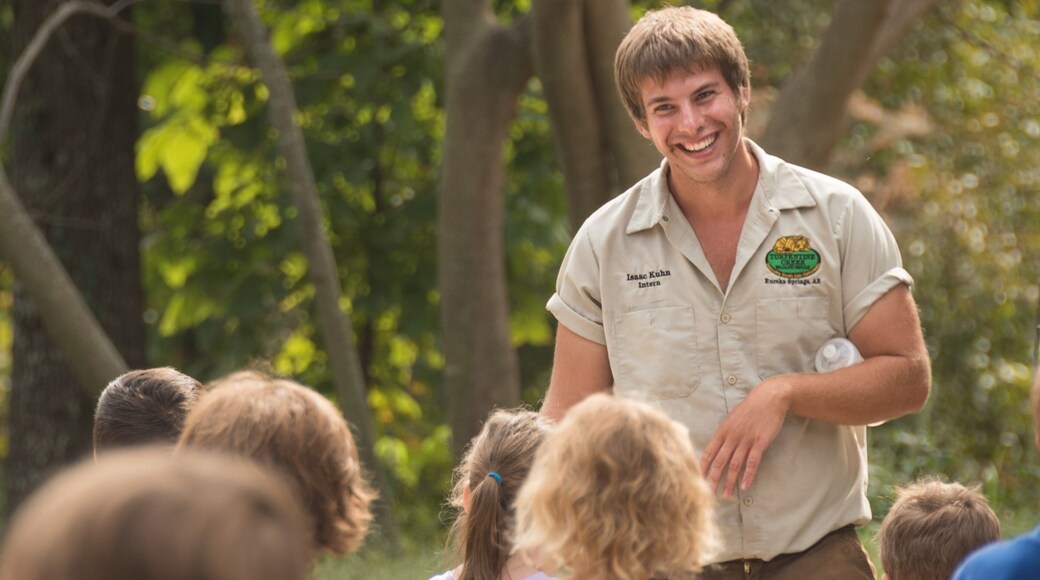 Turpentine Creek Wildlife Refuge as well as an individual male